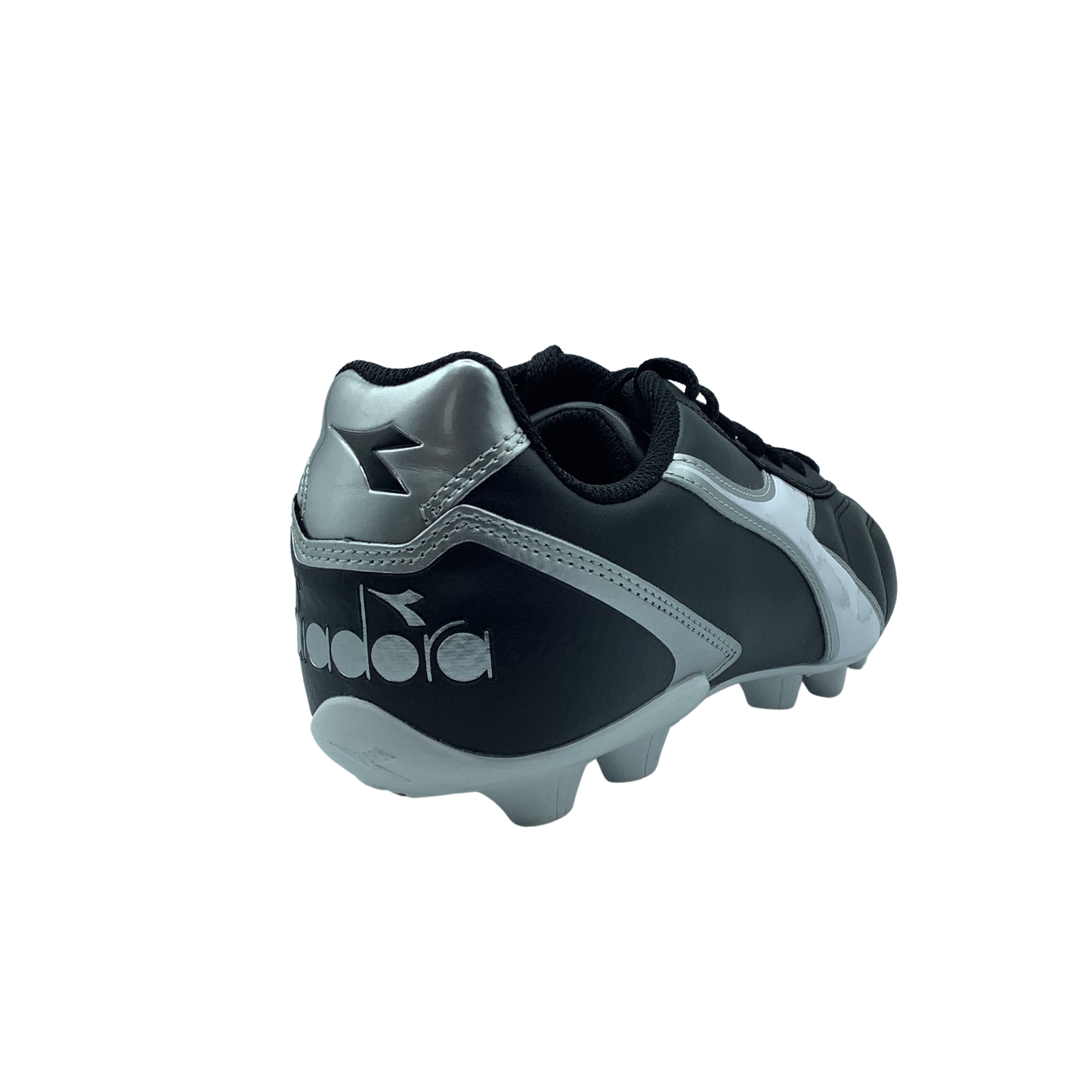 Diadora Capitano MD