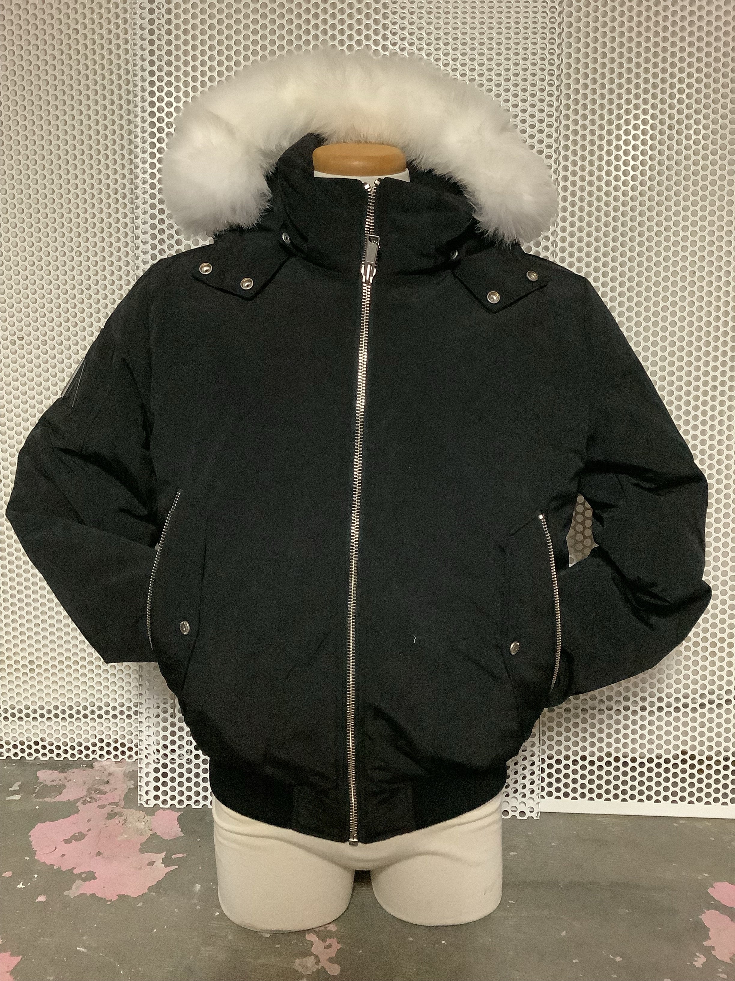 Arctic North FRANCE - white FUR