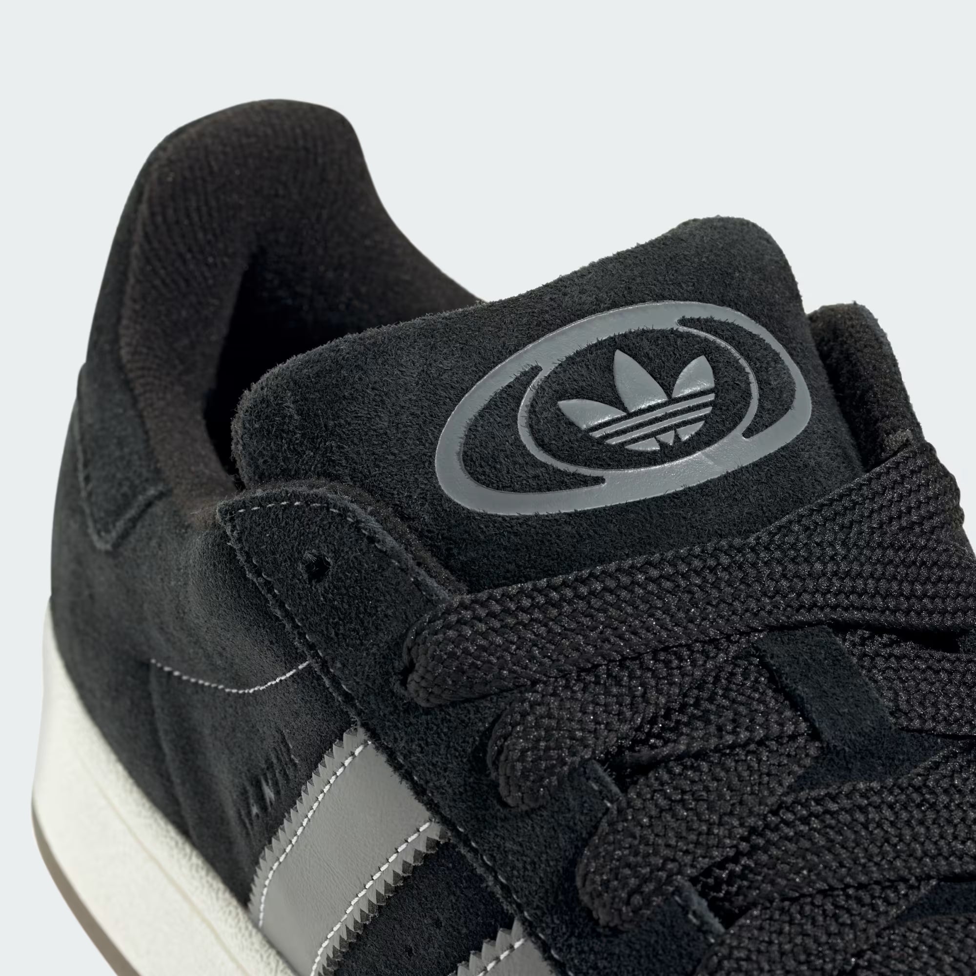 Adidas Campus 00s