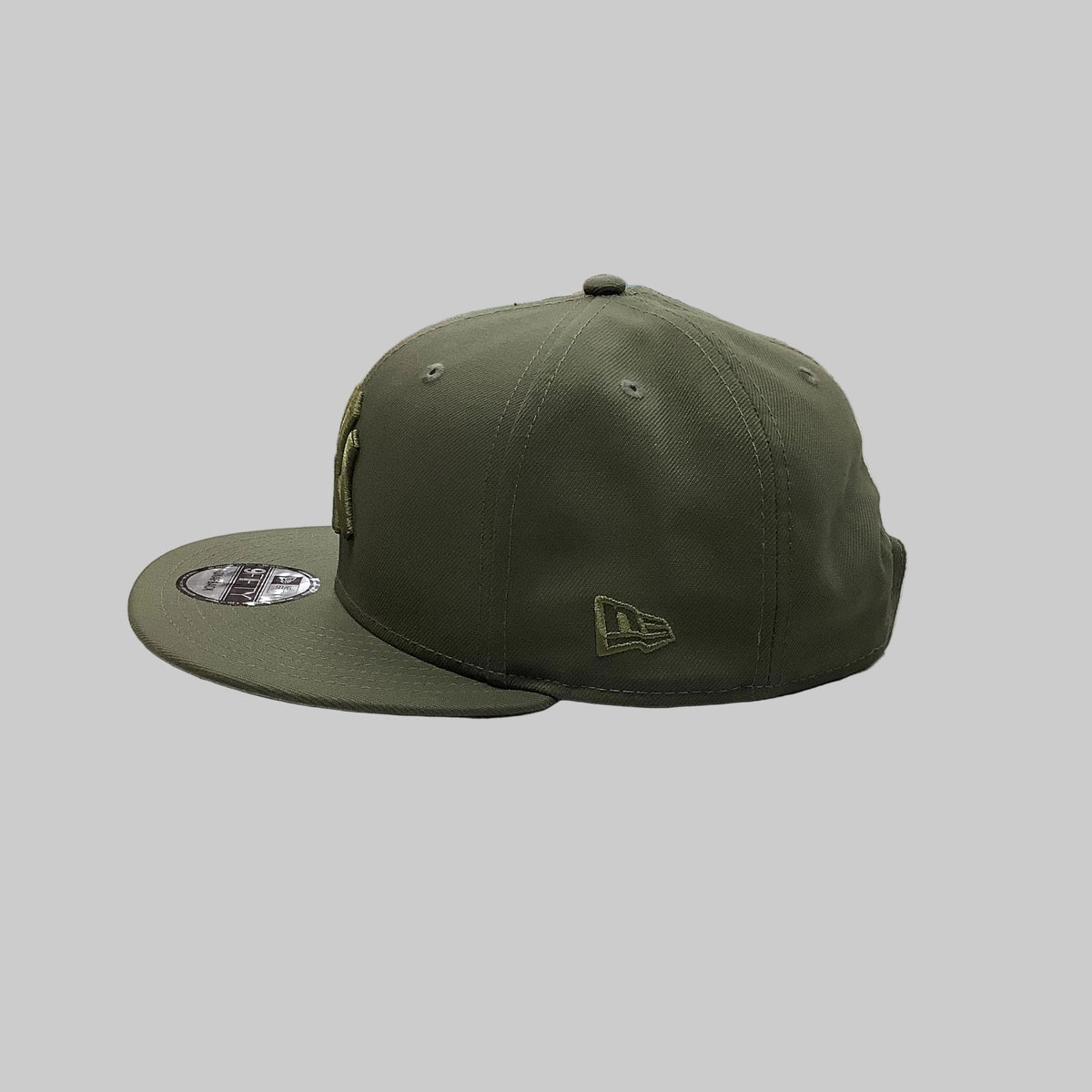 New Era New York Yankees 9FIFTY Snapback — green olive