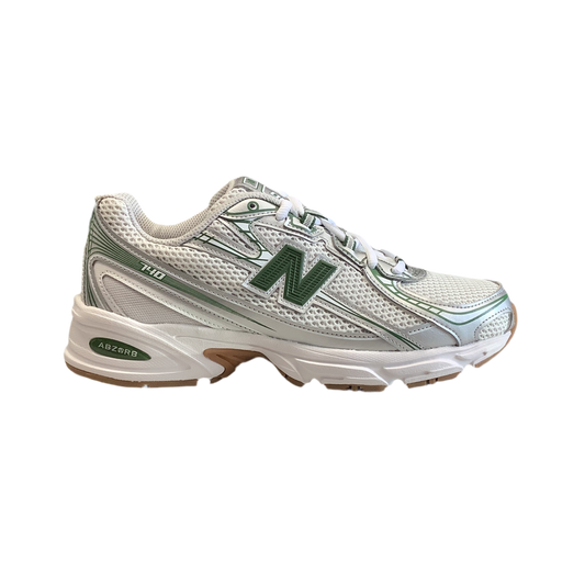 New Balance 740