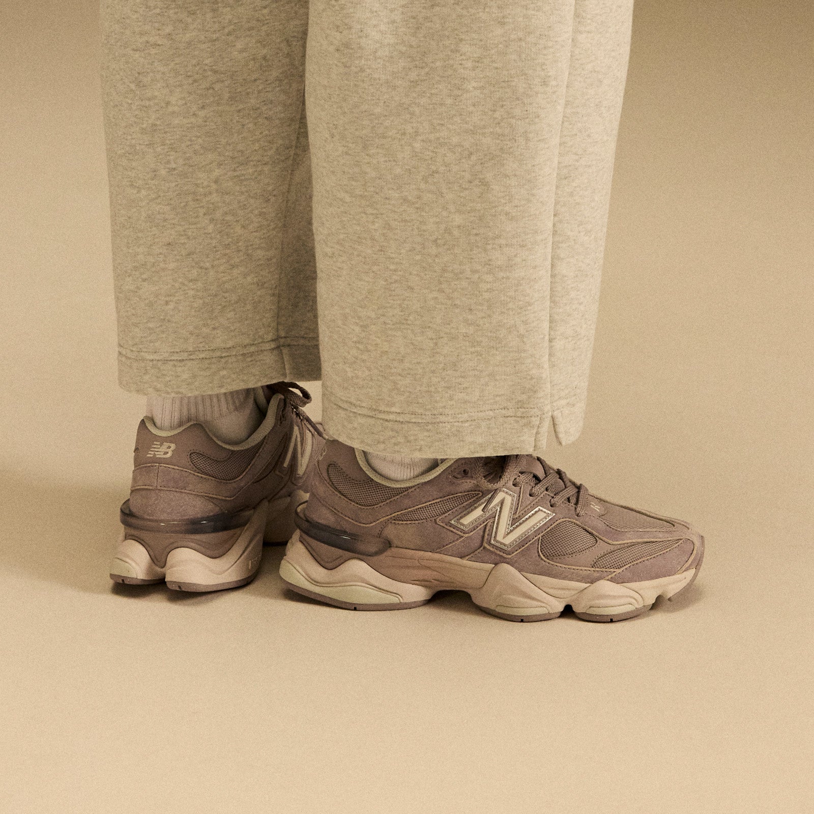 New Balance 9060 W